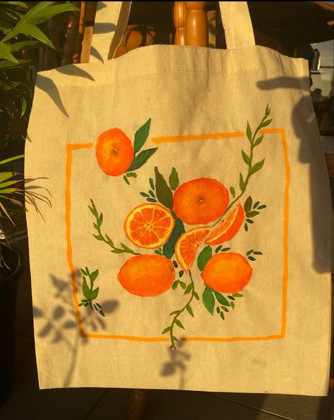 Painted Canvas Tote, Bag Painting Ideas, Clothes Painting, Handpainted Tote, Diy Tote Bag Design, Painted Canvas Bags, Handpainted Tote Bags, Bag Painting, Clothes Art