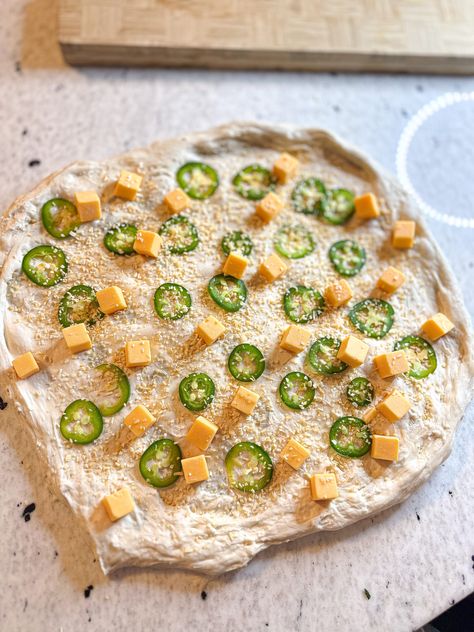 cheddar jalapeno sourdough bread - lizasfarmhouse.com Jalapeños Cheddar Sourdough Bread, Jalapeño Popper Sourdough Bread, Celebration Sourdough Bread, Jalapeño Cheddar Sourdough Bread, Cheddar Jalapeno Sourdough Bread, Jalapeño Cheddar Sourdough, Sourdough Jesha, Jalapeno Sourdough, Best Sourdough Starter Recipe