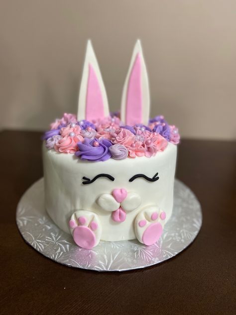 Pink Bunny Cake, Easter Bunny Cake, Bunny Cake, Decorating Cakes, Pink Bunny, Easter Bunny, Cake Decorating, Aurora, Birthday Cake