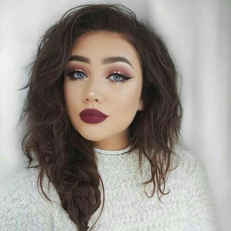 Party Makeup Looks, Beauty Make-up, Winter Makeup, Round Face Haircuts, Vintage Makeup, Red Lipstick, Party Makeup, Cute Makeup, Beautiful Makeup