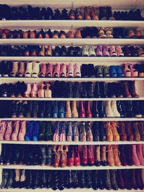 I wish I had a closet full of shoes Shoe Closet, Spice Girls, Crazy Shoes, Shoe Obsession, Dream Shoes, Girls Best Friend, Jeffrey Campbell, Shoe Collection, Shoe Rack