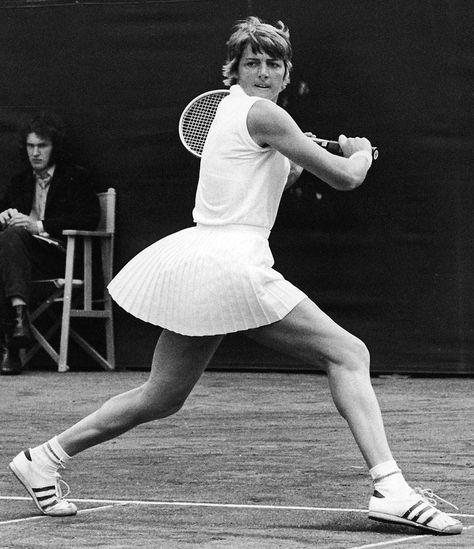 Margaret Court Tennis Champions, Margaret Court, Tennis Champion, Tennis Legends, Female Tennis, Vintage Tennis, Billie Jean King, Vintage Sport, Newport Rhode Island