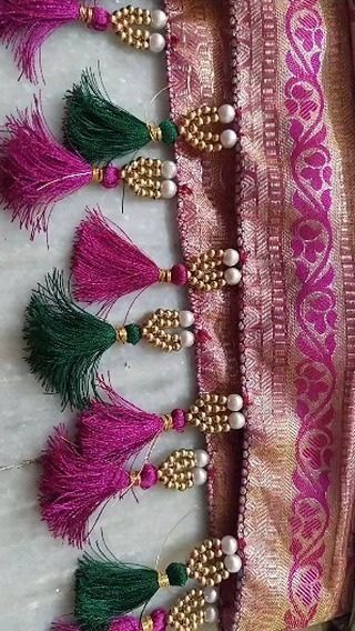 Tassels With Cloth, Kongulu Designs Latest, Kongu Mudulu Designs, Crochet Dupatta, New Design Saree, Pallu Designs, Saree Kuch, Saree Kuchulu, Saree Kuchu New Designs