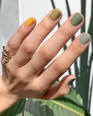 Ombre Nail Design, Multicolored Nails, Nagellack Trends, Minimalist Nail Art, Simple Nail Art Designs, Gradient Nails, Fall Nail Art, Fall Nail Colors, Simple Nail Designs