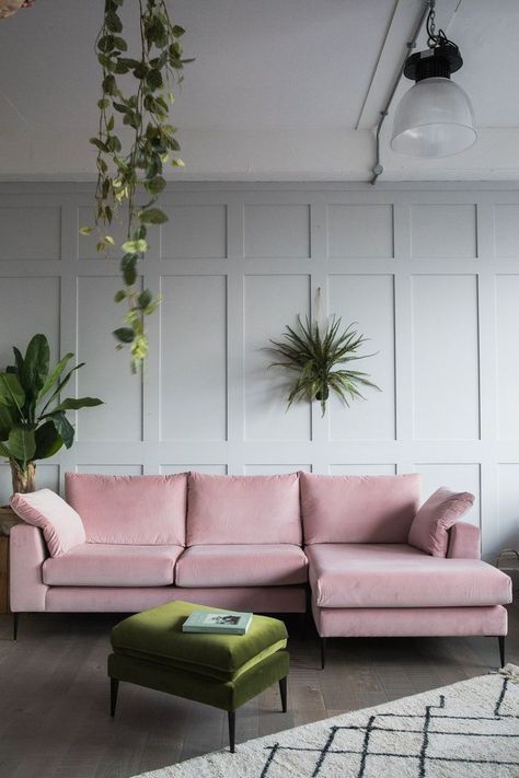 Rose and Grey Epsom Corner Sofa | Pale Pink Couch | 20 Photos That Will Prove Decorating with Pink and Green is the Next Big Thing Warehouse Ideas, Rosa Sofa, Pink Velvet Sofa, Velvet Corner Sofa, Pink Couch, Mad About The House, Interior Design Per La Casa, Pink Sofa, Pink Living Room