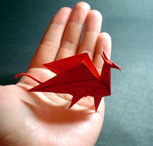 Origami Flapping Bird, Origami Stella, Dragon Origami, Origami Tattoo, Origami Yoda, Origami Star Box, Tutorial Origami, Origami Ball, Origami Dragon