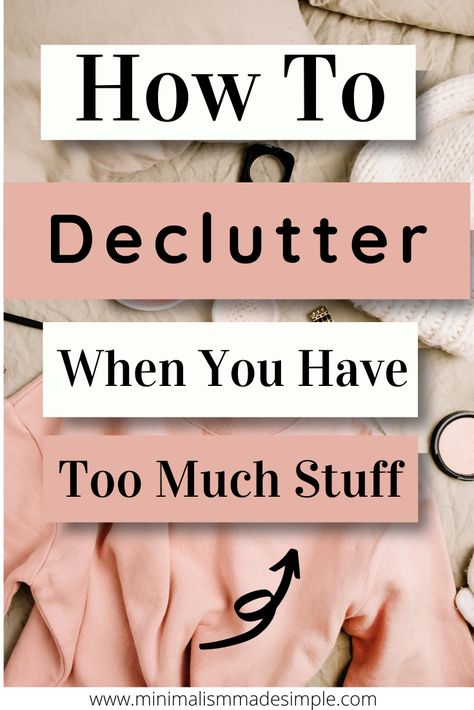 Minimalist Declutter, Organize Bedroom, Decluttering Ideas Minimalism, Start Decluttering, Decluttering Hacks, Psychological Tips, Declutter Bedroom, Closet Clutter, Decluttering Inspiration