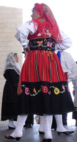 Portugal. Costumes Around The World, Portuguese Culture, Visit Portugal, National Dress, Folk Dresses, We Are The World, Ethnic Dress, Spain And Portugal, Folk Costume