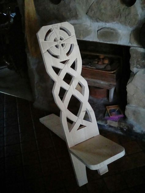 Viking Chair, took more time making the pattern than making the chair......loved it. Viking Chair Plans, Viking Woodworking, Viking Chairs, Viking Furniture, Viking Chair, Camp Chairs, Viking Decor, Wood Chair Design, Medieval Furniture