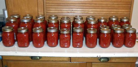 Chili Sauce Heinz Chili Sauce Recipe, Chili Sauce Recipe Canning, Canning Chili, Chili Starter, Hatch Chili Recipes, Homemade Chili Sauce, Heinz Chili Sauce, Roasted Tomato Salsa, Dried Chili Peppers