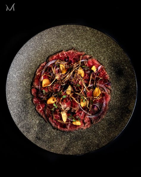 WAGYU BEEF CARPACCIO MB8+ 30  yuzu emulsion, garlic chips, pickled daikon, ponzu, spanish onion  Book now: https://linktr.ee/missmoneypennysnoosa  #MissMoneypennys #Noosa #ModernMediterranean Beef Carpaccio Fine Dining, Meat Photography, Shared Dining, Pickled Daikon, Dream Restaurant, Bruschetta Bar, Garlic Chips, Beef Carpaccio, Fine Dining Recipes