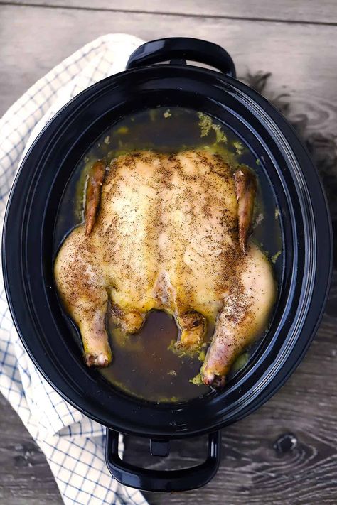 This easy slow cooker whole chicken recipe lets your crockpot do all the work for you! Only five minutes of prep and TWO ingredients for super juicy, tender, moist chicken (and chicken stock!) every time. Perfect for meal prep! #slowcookerchickenrecipes #wholechicken #easychickenrecipes #slowcookerchicken Slow Cook Whole Chicken, Small Slow Cooker, Comfort Food Chicken, Cooking Whole Chicken, Whole Chicken Recipes, Seasoned Chicken, Dump Meals, Fried Chicken Breast, Crockpot Recipes Beef