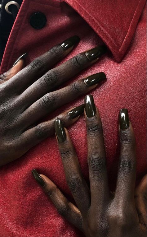 Dark Skin Nail Polish, Dark Skin Nail Color, Nail Polish Colours, Short Nail Manicure, Nail Polish Shades, Copper Nails, Brown Nail Polish, Celebrity Nails, Colors For Dark Skin