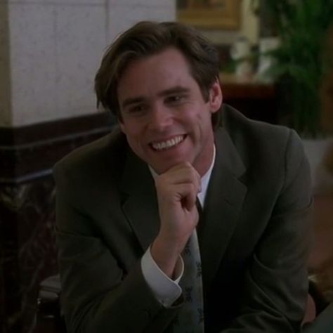 Jim Carey 90s, Jim Carrey Pfp, Jim Carrey Liar Liar, Jim Carrey 90s, Jim Carrey The Mask, Stanley Ipkiss, Canadian Actors, 80’s Aesthetic, Outlast 2