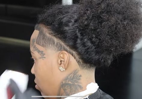 Afro Undercut Mens, Low Taper With Long Hair, Low Taper Long Hair, Stud Undercut Long Hair, Ice Pick Taper Fade, Front Taper Hairline, Taper Fade With Braids, Long Hair Taper Fade, Taper Fade Long Curly Hair