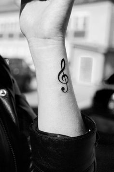 #Music #Tattoo Musical Note Tattoo, Treble Clef Tattoo, Piano Design, Tattoo Music, Key Tattoo, Music Note Tattoo, Music Tattoo Designs, Note Tattoo, Female Tattoos