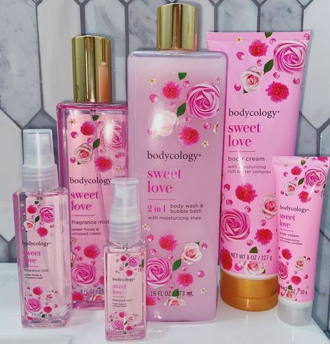 Pink Hygiene Products, Bodycology Products, Spring Rose, Body Hygiene, Bath And Body Works Perfume, Shower Skin Care, Body Smells, Smell Goods, Hygiene Products