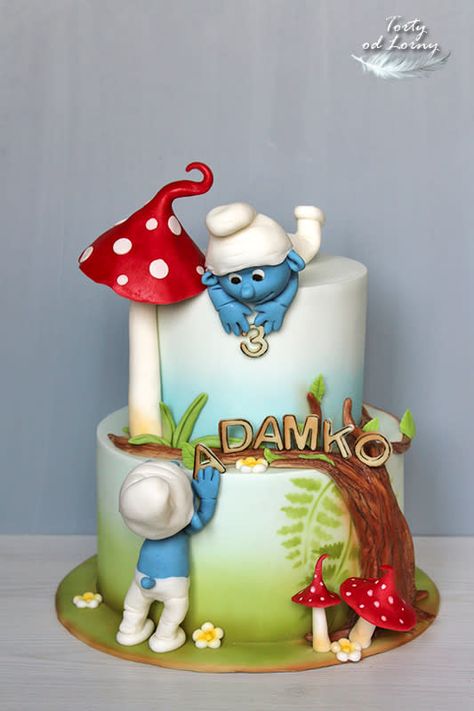 The Smurfs cake by Lorna Smurfs Cake, Cupcakes Decorados, The Smurfs, Creative Cake Decorating, Cartoon Cake, Baby Birthday Cakes, Childrens Birthday Cakes, Baby Cakes, Just Cakes