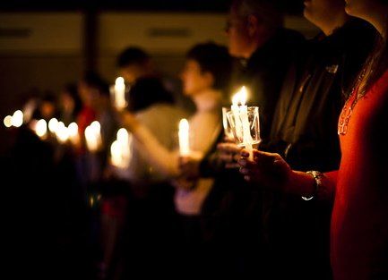 10 Tips For An Effective Christmas Eve Service Advent By Candlelight, Christmas Eve Candlelight Service, Christmas Candle Lights, Candlelight Service, Christmas Eve Service, Its Christmas Eve, Christmas Service, Candle Night, Church Candles