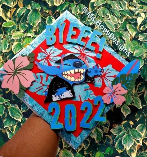 Parking Spot Painting Lilo And Stitch, Stitch Graduation Cap, Im Going To Disney, Graduation Cap Designs Disney, Stitch Graduation, Disney Grad Caps, Graduation Hat Designs, Grad Hats, Creative Graduation Caps