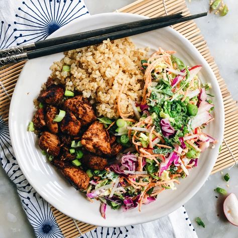 Meal Plans Week 90 | The Healthy Hunter Japanese Slaw, Dinner Chicken Recipes, Yakitori Chicken, Japanese Chicken, Chicken Bowls, Chefs Recipes, Quick Stir Fry, Chicken Bowl, Dinner Dessert