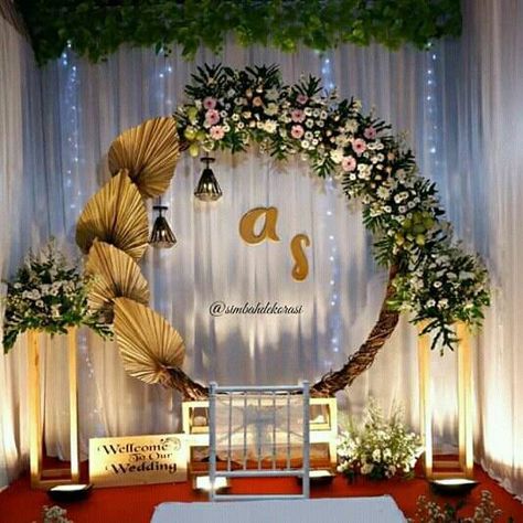 Haldi back drop design - The handmade craft Wedding Stage Ideas, Lace Wedding Cakes, Haldi Backdrop, Engagement Stage Decoration, Quote Wedding, Reception Stage Decor, Simple Stage Decorations, Stage Ideas, Stage Designs