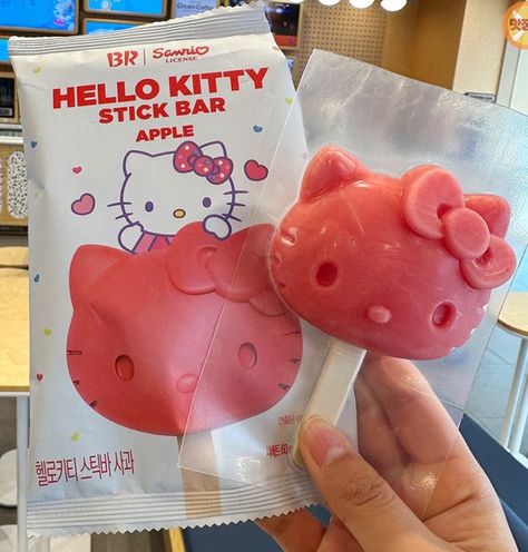 Snacks Japonais, Hello Kitty Imagenes, Make 100 A Day, Kawaii Cooking, Hello Kitty Aesthetic, Cute Snacks, Think Food, Beautiful Interior Design, Hello Kitty Pictures