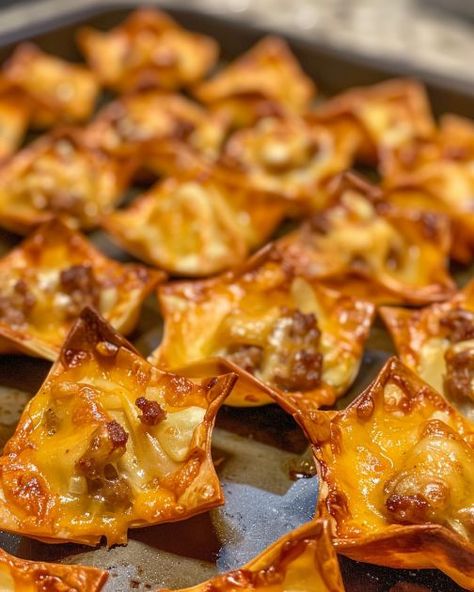 Hands down, the best appetizer ever! Sausage Wonton Cups, Wonton Appetizers, Best Appetizers Ever, Wonton Cups, Won Ton, Appetizer Party, Wonton Recipes, Dips And Snacks, Sausage Bake