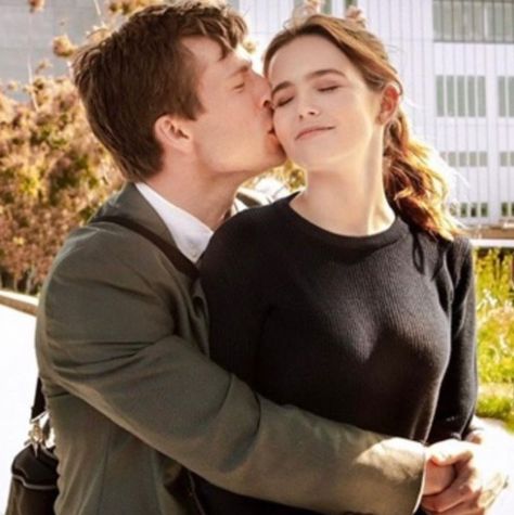 Romcom Movies, Zoey Deutch, Set It Up, Glen Powell, Cute Relationship Goals, Hopeless Romantic, Dream Life, Movies And Tv Shows, Movie Tv