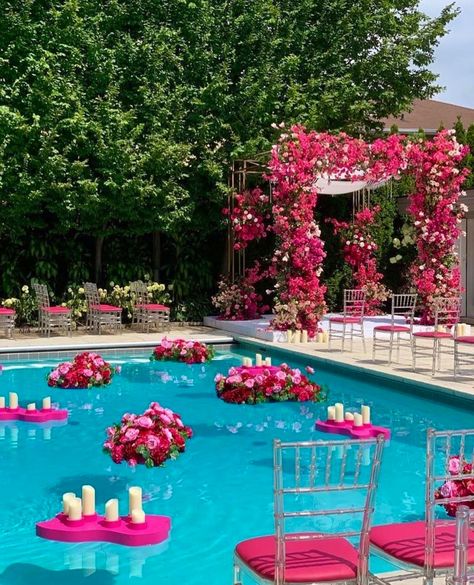 Tag a bride-to-be who would love an intimate wedding mandap set up like this! #khushmag #khushwedding #khushmagazine ⁣⁠⁣⁠⁣⁠⁣⁠⁣⁠⁣⁠ @engineeredarts @table.of.contents⁣ #decor #mandap #weddingideas #weddinginspo Pink Chuppah, Poolside Wedding Ceremony, Floating Shelves Corner, Wedding Pool Party Decorations, Pool Wedding Decorations, Shelves Design Ideas, Modern Wall Shelves, Diy Floating Shelves, Shelves Corner