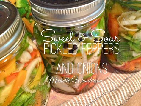 Mish Mash: Sweet & Sour Pickled Peppers and Onions Sweet And Sour Pickles Recipe, Canning Pickles Recipe, Pickled Sweet Peppers, Pickled Pepper Recipe, Canning Peppers, Pickled Vegetables Recipe, Pickled Peppers, Sour Pickles, Canning Pickles