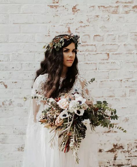 Bohemian Wedding Hair, Flowers Instagram, Boho Wedding Hair, Savannah Wedding, Bright Florals, Flower Crown Wedding, Romantic Bride, Bohemian Bride, Floral Headpiece