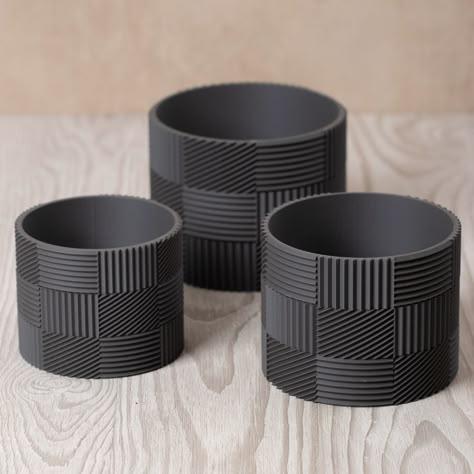 Matte Black Geo Pots Now In Stock On Our Etsy Store 😁 3D Printed Happy Pot Made From 100% Sustainable Pla Bio-Plastic Made From Plant Materials ♻️ What Plant Would You Put In This Pot? We Ship Worldwide Daily 🪐 Cheer UP Your Office Space or Home With This Happy Pot 🌻 Or Gift It To A Loved One ☘️ Irish Owen Company & Made In Ireland☘️ Useful 3d Prints, 3d Printing Business, Plant Pot Diy, Pottery Pots, 3d Printer Designs, 3d Printing Diy, 3d Printed Objects, 3d Printer Projects, 3d Printing Ideas