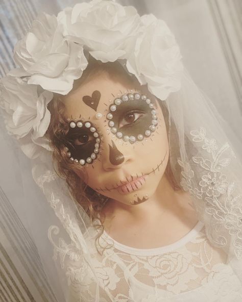 Dead Bride Makeup For Kids, Day Of The Dead Kids Costume, Zombie Bride Makeup Kids, Dead Bride Makeup, Zombie Bride Makeup, Scary Kids Halloween Costumes, 2023 Plans, Dead Bride Costume, Diy Day Of The Dead