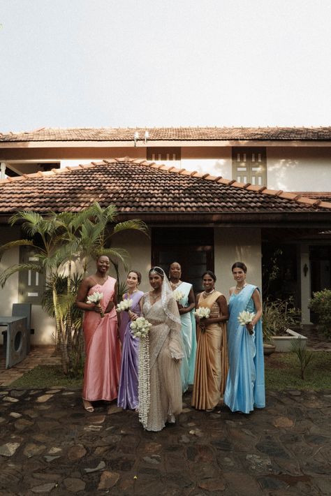 Sri Lankan Wedding Aesthetic, Outside Nikkah, Sri Lankan Bridesmaids, Indian Bridesmaids Saree, Minimalist Indian Wedding, Sri Lanka Wedding, Sri Lankan Wedding, Buddhist Wedding, Sri Lankan Bride