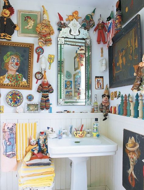 Estilo Kitsch, Eclectic Bathroom, Deco Boheme, Bathroom Redo, Style Deco, Eclectic Home, Eclectic Style, Dream House Decor, My New Room