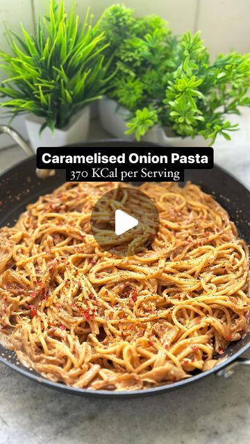 Aathira Sethumadhavan on Instagram: "This sauce 🤌🏼🤌🏼🤌🏼 Creamy Caramelised Onion Pasta Recipe (makes 2 servings - 370 Kcal, 17 g P, 9 g F, 59  g C per serving) Ingredients  1 tsp lote butter 1 tsp olive oil 4 onions, sliced thinly 1 tbsp chopped garlic 1 tsp soy sauce 1 tsp chilli flakes 1 tsp italians easoning 1 tsp peri peri seasoning 100 g tofu/paneer belnded into a puree with some hot water (optionally can add 1 tbsp cream cheese to this too) 200 g cooked spaghetti (about 100 g dried pasta) 1-2 tsp sugar Reserved pasta water Salt to taste  Method  1. Melt butter and olive in a pan. Add in the sliced onions with a pincg of salt, and let this cook on a low - medium heat. 2. Keep stirring and make sure the ehat is low - this gives it time toc aramelise. Add a little water every now a Caramelised Onion Pasta, Tofu Paneer, Onion Pasta, Dried Pasta, Caramelised Onion, Pasta Water, Peri Peri, Drying Pasta, Chilli Flakes