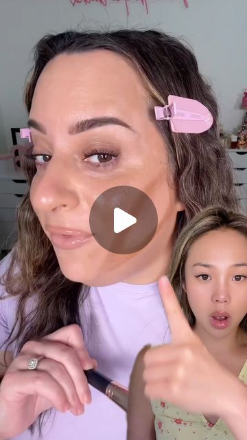 Sharon Pak 박해인 on Instagram: "Contouring your chin? What do we think? Using @makeupbymario sculpting stick in medium #makeuphack #makeuptutorial" Chin Contouring Make Up, Contour Makeup Double Chin, Double Chin Contour, Contour Double Chin, Contour Jawline Double Chin, Where Does Contour Go, Contour Tips, Facial Fitness, Sagging Face