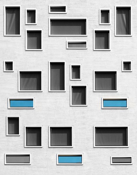 window Architectural Windows, Facade Pattern, Facade Ideas, Window Pattern, Architectural Pattern, Architecture Elevation, Architecture Books, Structure Architecture, Building Facade