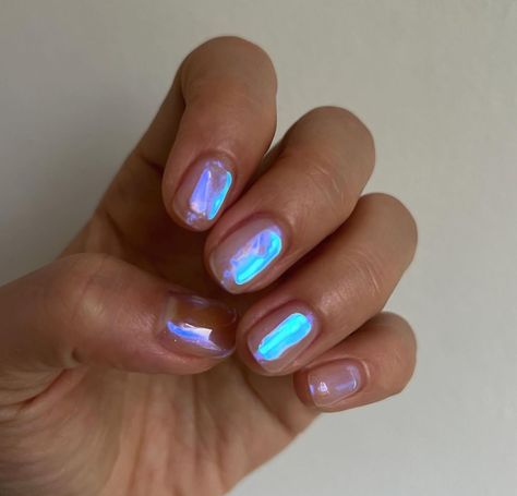 American Nails, Gel French Manicure, Aurora Nails, Nagellack Trends, Chrome Nails Designs, Metallic Nails, Holographic Nails, Minimalist Nails, Fancy Nails