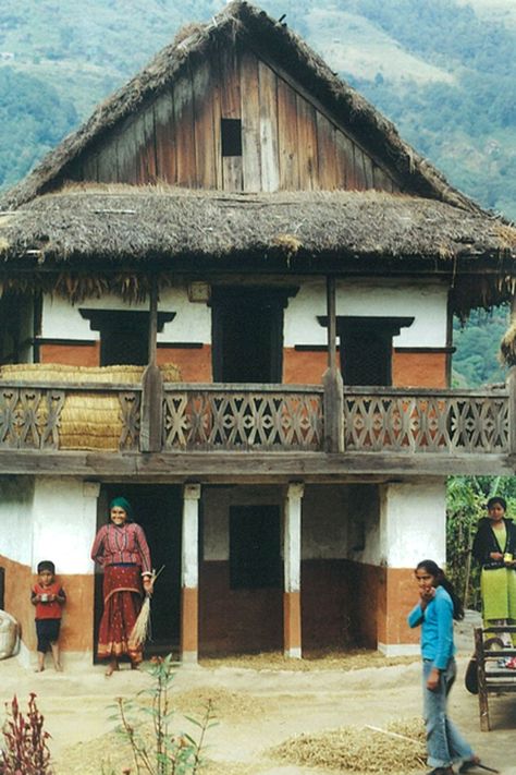 Typical Nepali house in Kanchenjungha region. Nepali House, Mud Houses, Nepal People, Nepal Culture, Old Homes, House Design Exterior, Landlocked Country, Nepal Travel, Vernacular Architecture