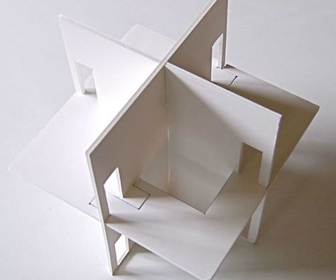 Make a Flat Pack Dollhouse: I am sharing the plans for a simple and sturdy flat pack dollhouse I designed a few years ago. It is a two story structure with 8 rooms, and once the pieces are cut they can easily be assembled (without the need for a single screw or drop of glue)... Dollhouse Woodworking Plans, Diy Barbie House, Woodworking Bench Plans, Woodworking Joinery, Bench Plans, Modern Dollhouse, Woodworking Workshop, Woodworking Bench, Diy Dollhouse Furniture