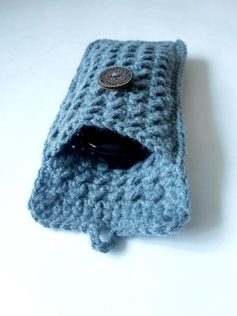 Easy Crochet Pouch Free Pattern, Crochet Eyeglass Case Pattern Free, Crochet Glasses Case Free Pattern, Crochet Eye Glass Holder, Eyeglass Case Crochet Pattern, Crocheted Glasses Case, Crochet Sunglasses Case Pattern Free, Knit Glasses Case, Crochet Pattern Glasses Case