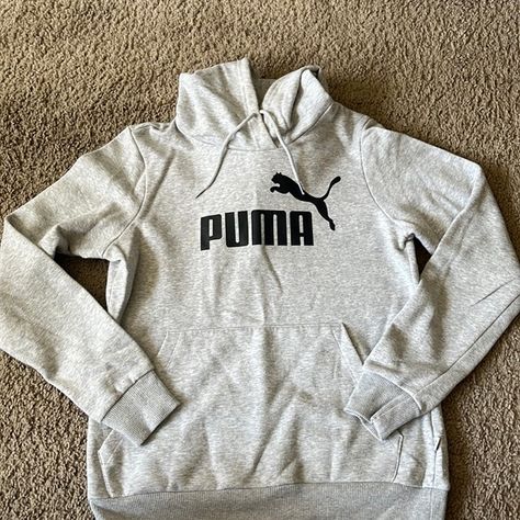 Grey Puma Hoodie Size Small Puma Hoodie, Puma Sweatshirt, Outer Banks, Light Grey, Sweatshirts, Grey, Plus Fashion, Outfit Inspo, I Love