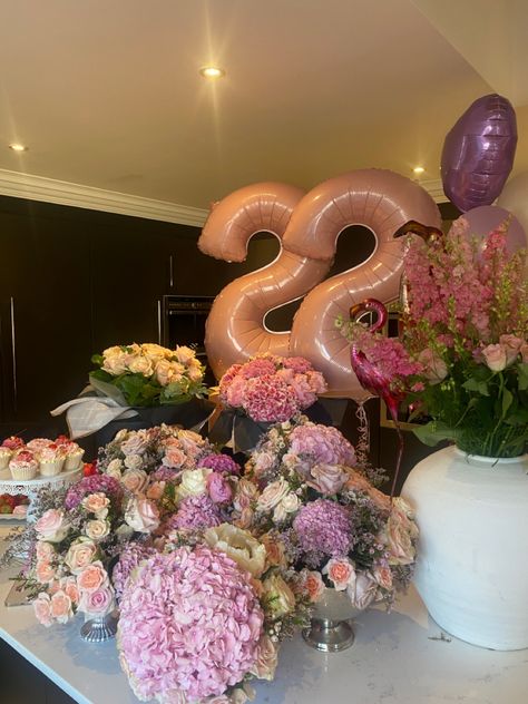 Birthday Dream, 22 Birthday, Birthday Goals, Feeling 22, Cute Birthday Ideas, 23rd Birthday, 22nd Birthday, Pretty Birthday Cakes, Teen Birthday