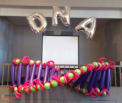 Balloon Megaloon Arch: DNA double helix Science Balloons, Science Lab Decorations, Science Party Decorations, Lab Decorations, Science Birthday Party Ideas, Mad Science Party, Science Birthday Party, Mad Scientist Party, Scientist Party