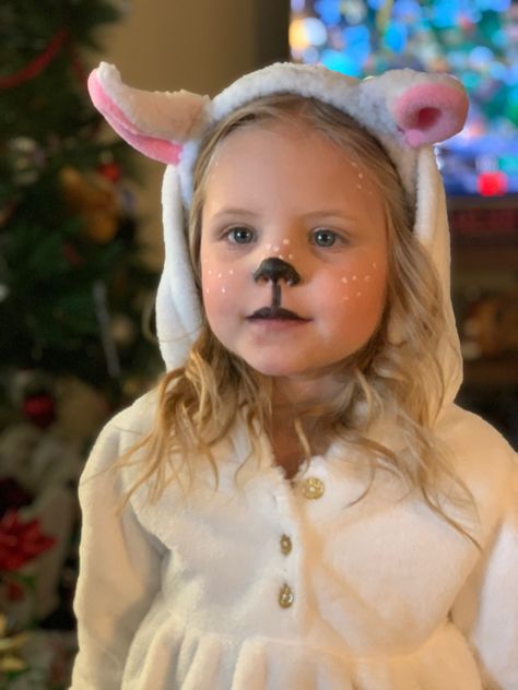 Sheep Halloween Makeup, Lamb Costume Makeup, Sheep Costume Makeup, Cute Sheep Costume, Lamb Face Paint, Sheep Makeup Halloween, Lamb Makeup Halloween, Goat Face Paint, Lamb Costume Womens