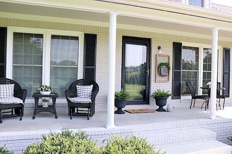 Long Front Porch, Front Door Transformation, Veranda Design, Front Porch Furniture, Porch Design Ideas, Front Door Makeover, Black Shutters, Front Yard Design, Farmhouse Front Porches