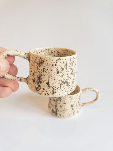 For all coffee lovers, you can use this cup as espresso cup, teaware, macchiato cup and liquor cup. Food and dishwasher safe. Ceramics Cups, Cup Food, Pottery Inspo, Van Horn, Cup Handmade, How To Make Drinks, Cup Tea, Ceramic Cup, Espresso Cups