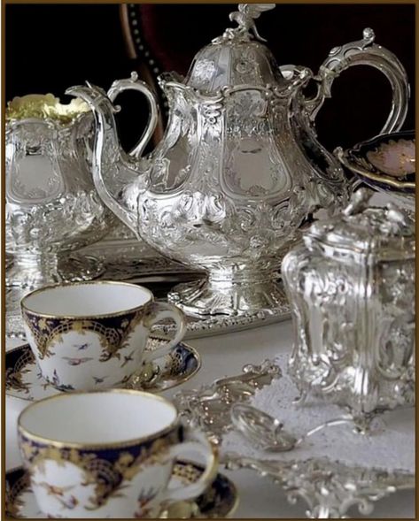 Crystal Glassware Antiques, Glass Tea Set, Antique Tea Sets, Fine Dinnerware, Tea Cup Collection, Antique Dishes, Glass Tea Cups, Tea Sets Vintage, Silver Tea